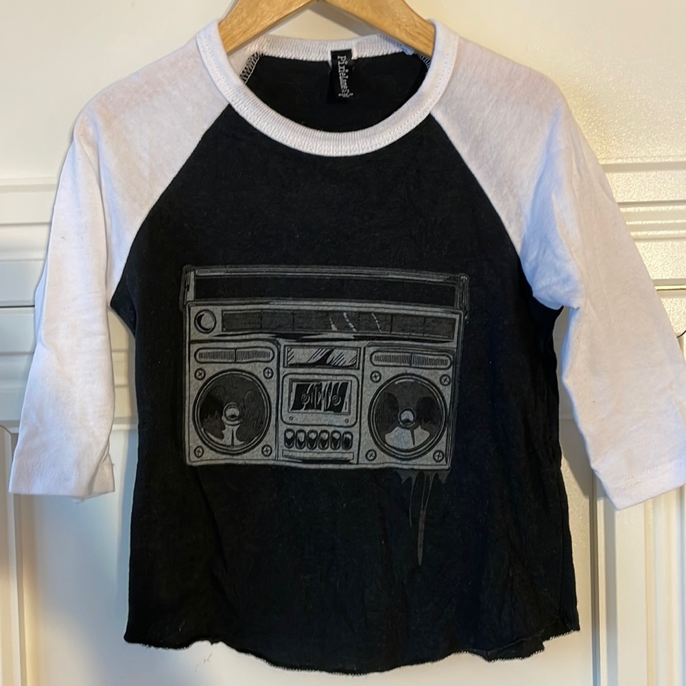 Pixie lane size 2/3 color black and white